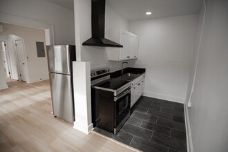 Building Photo - 1388 W 83rd St