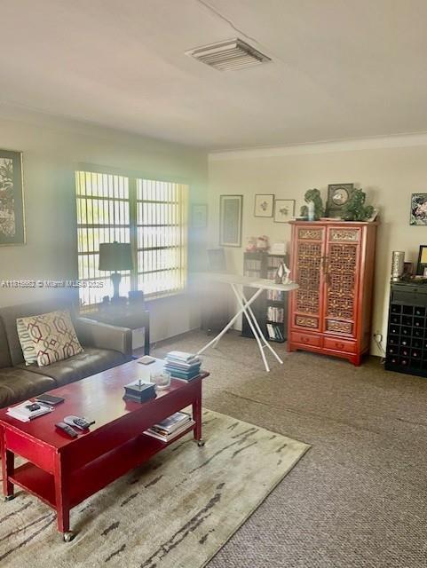 Foto del edificio - 221 Candia Ave