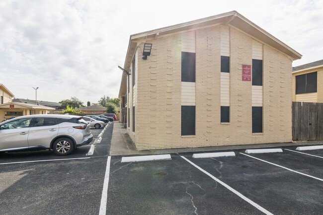 Foto del edificio - 3631 N MacGregor Way