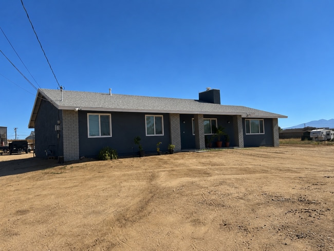 Building Photo - 17821 Lemon St