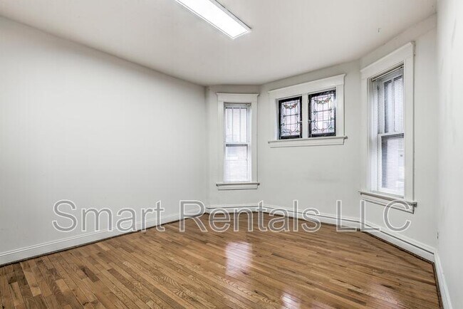 Foto del edificio - 1722 Waverly Pl