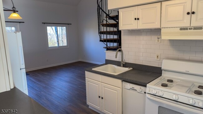 Foto del edificio - 1 Snowbird Ct