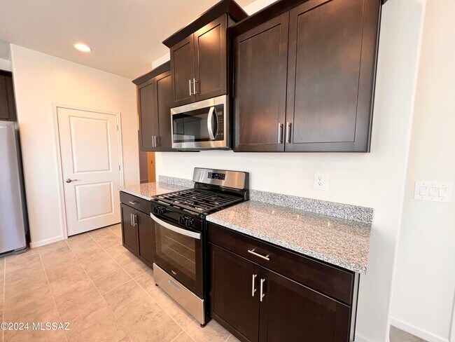 Building Photo - 12641 E Caden Dr
