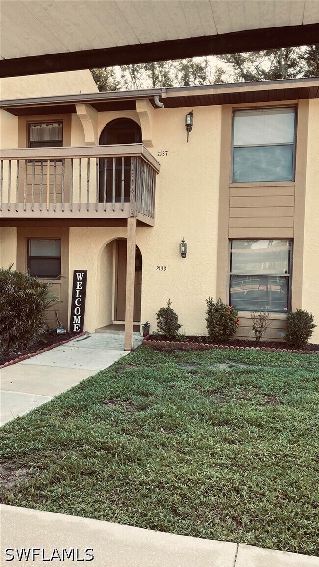 Building Photo - 2137 Golfside Village Dr