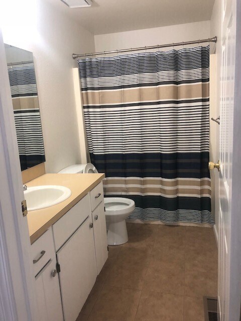 Foto del edificio - Very cute updated Duplex in South Hill Puy...