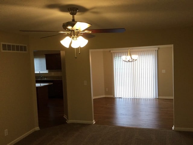Building Photo - 1130 Donner Dr