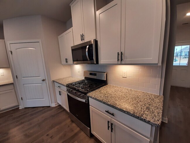 Building Photo - 3085 White Hbr Dr