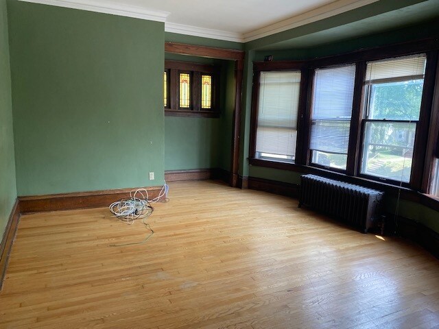 sala de estar - 2915 N Farwell Ave