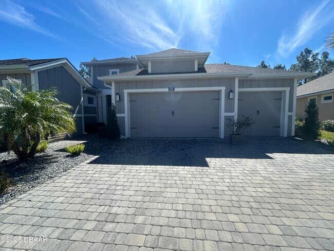 Foto del edificio - 876 Creekwood Dr