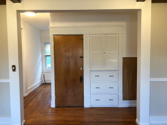Building Photo - 88 Riverview Pl