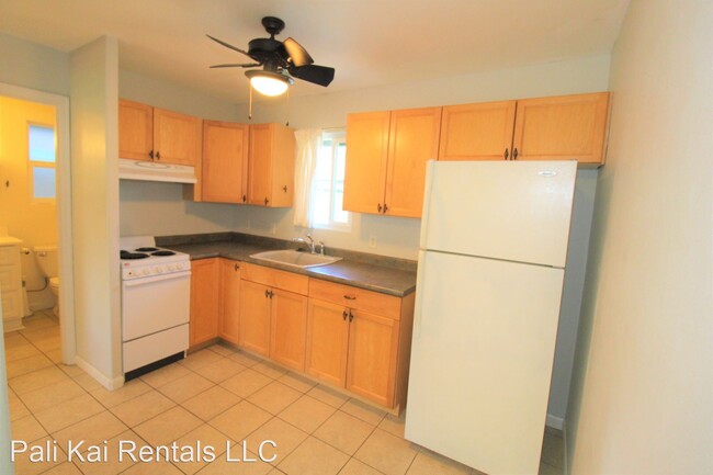 Building Photo - 2 br, 1 bath House - 162 Mahina Street