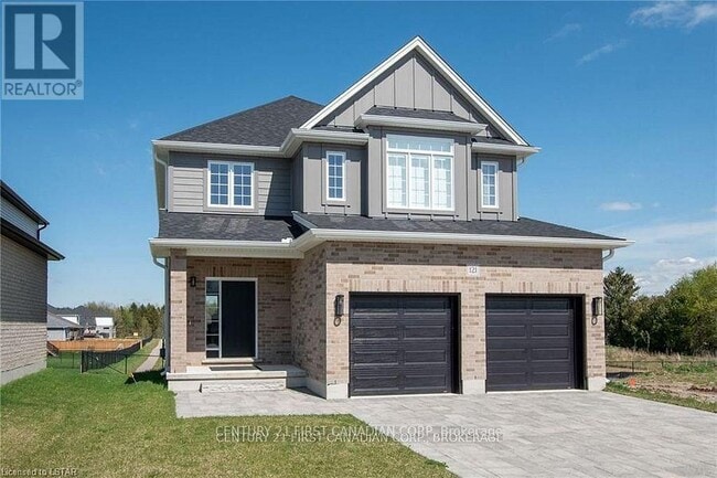 Building Photo - 121 Basil Cres