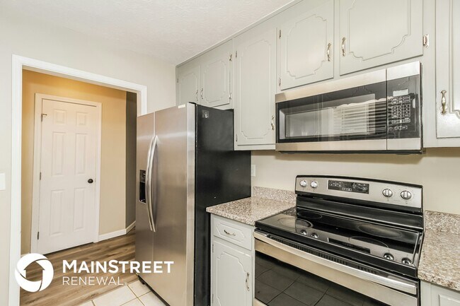 Foto del edificio - 5824 Stonehaven Dr NW