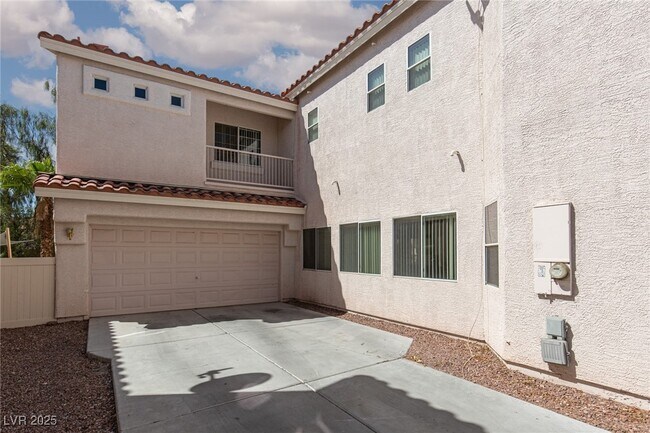 Foto del edificio - 9029 Mossy Hollow Ave