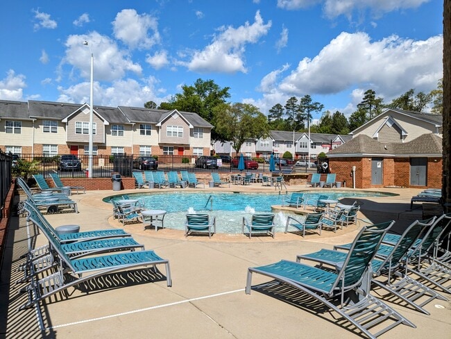 Foto del edificio - University Suites Student Housing