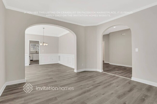 Foto del edificio - 4894 Day Lily Way