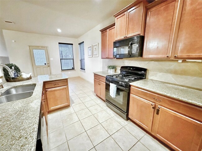 Building Photo - 12801 Winter Springs Dr