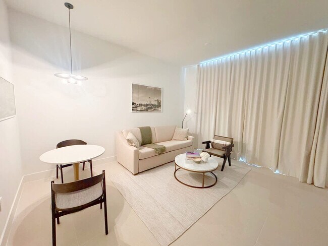 Foto del edificio - 159 NE 6th St