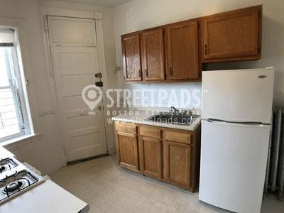 Building Photo - 2 bedroom in Boston MA 02135