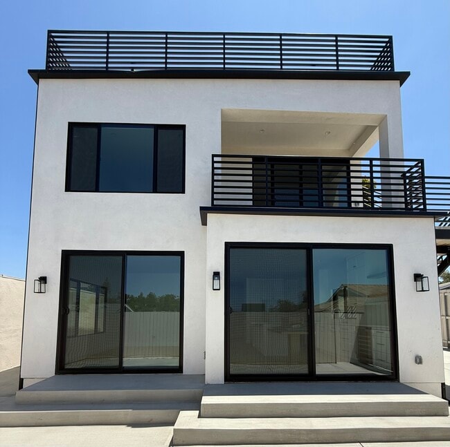 Building Photo - 615 Manchester Terrace
