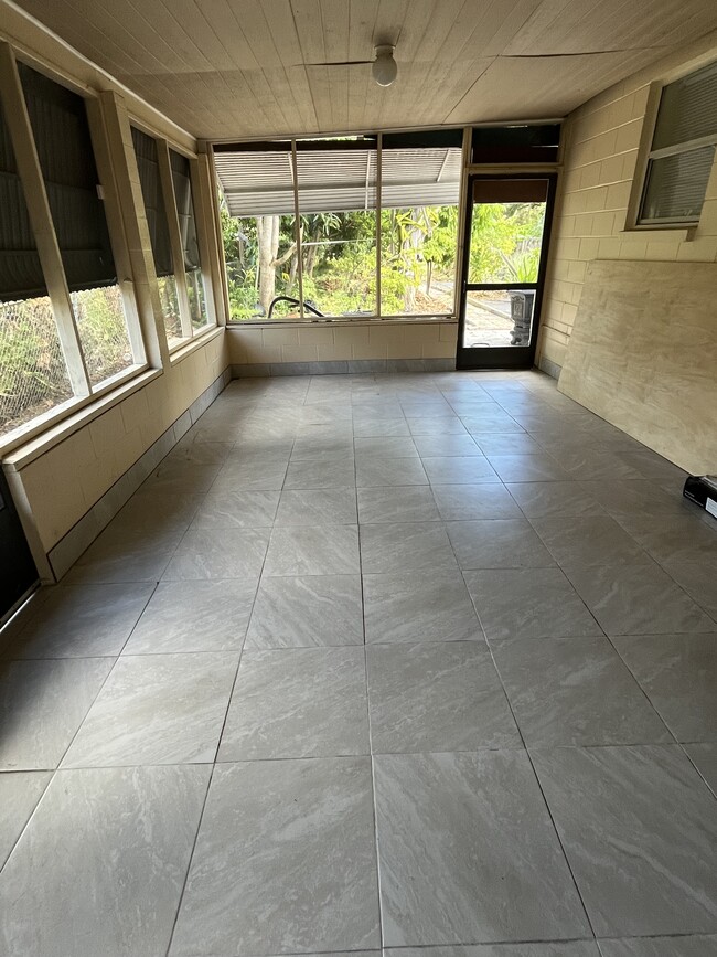 Foto del edificio - 7071 61st St