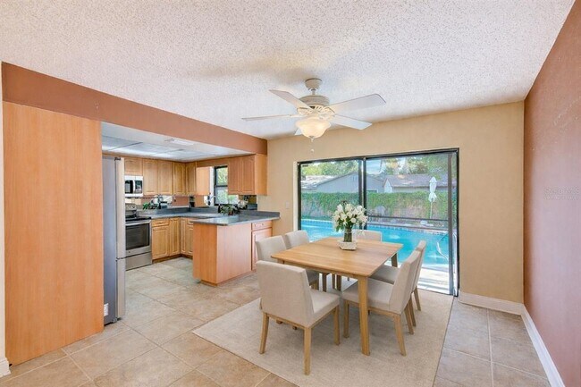 Building Photo - 3471 14th Ave N