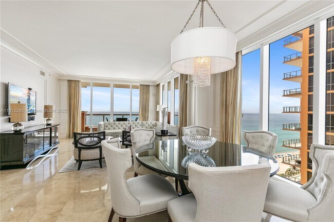 Foto del edificio - 17875 Collins Ave