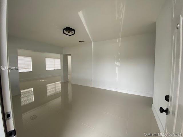 Foto del edificio - 9471 SW 30th Terrace