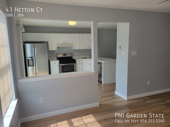 Building Photo - For Rent 3 bedrooms 2.5 bathroom $2500/mo