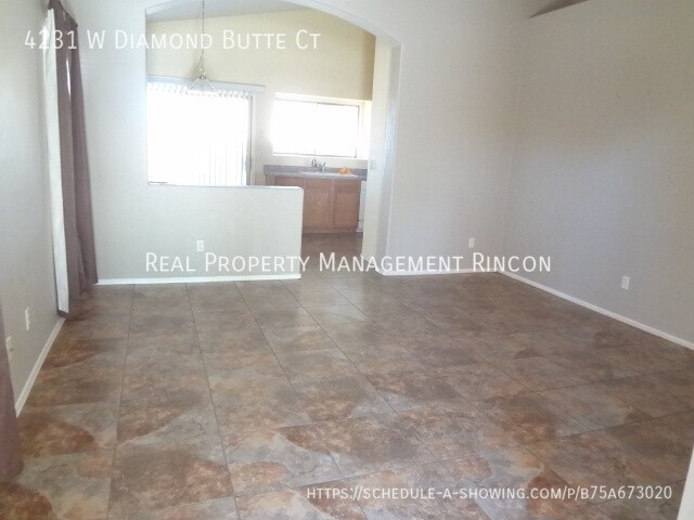 Building Photo - Gorgeous 3bd/2bath in Gated Community with...