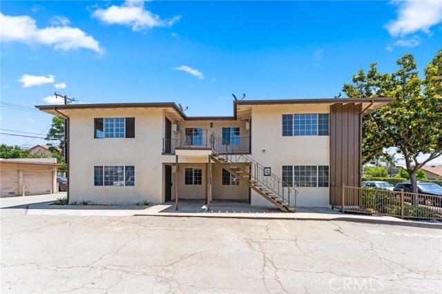 Building Photo - 4484 La Deney St