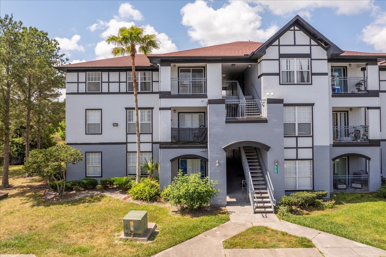 3702Palm5431 - 3702Palm5431