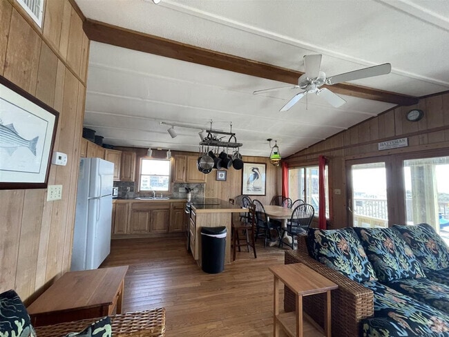 Building Photo - 57154 Lighthouse Rd