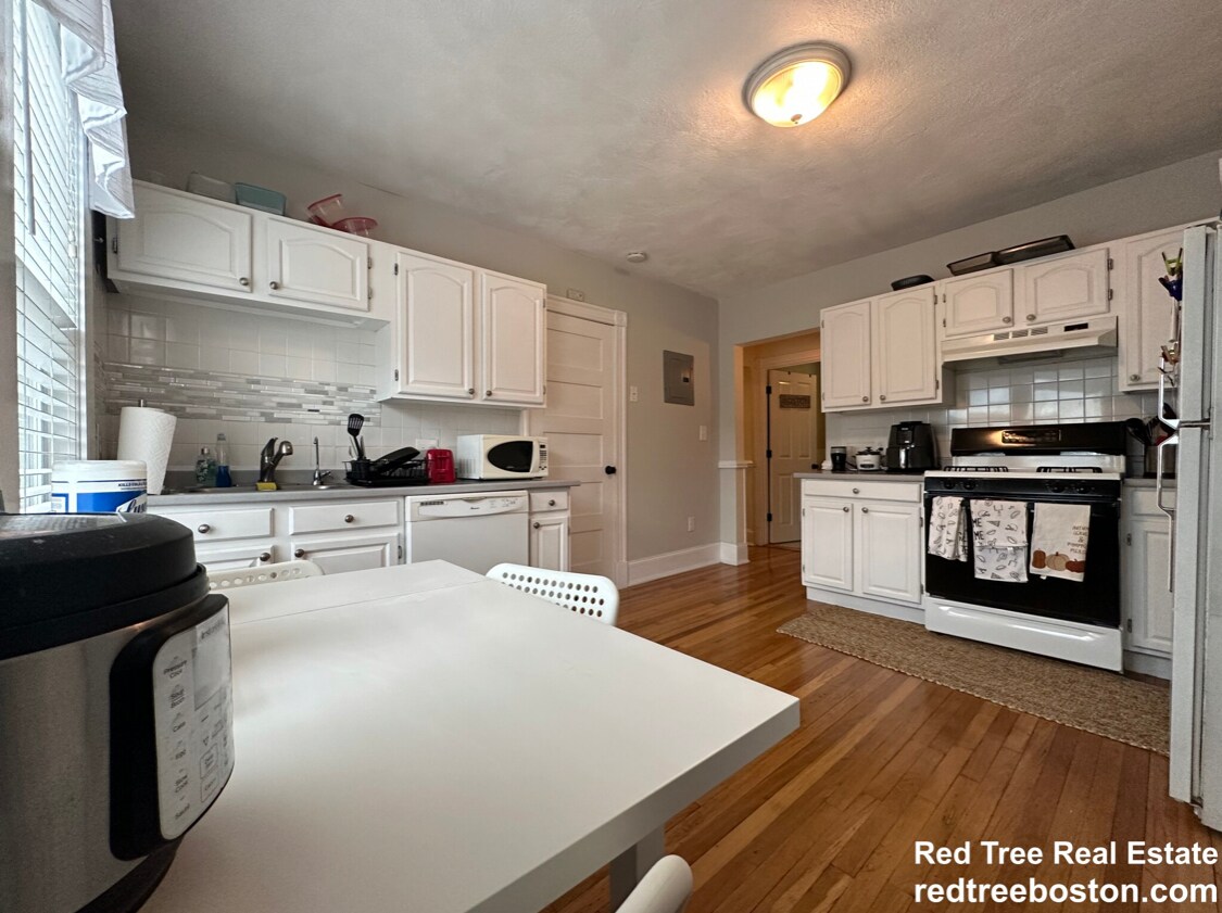 38 Dalrymple St Unit 2, Boston, MA 02130 Apartments in Boston, MA