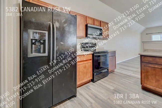 Foto del edificio - 5382 Canadian Rose View