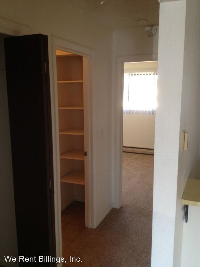 Building Photo - 1414 Lake Elmo Dr