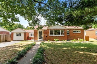 Building Photo - 1225 Buck Ave