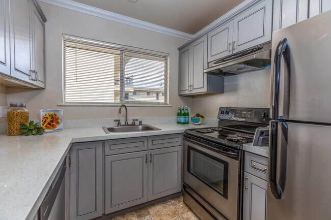 Building Photo - 1478 Creekside Dr
