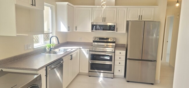 Photo du bâtiment - 2338 Chesterfield Av