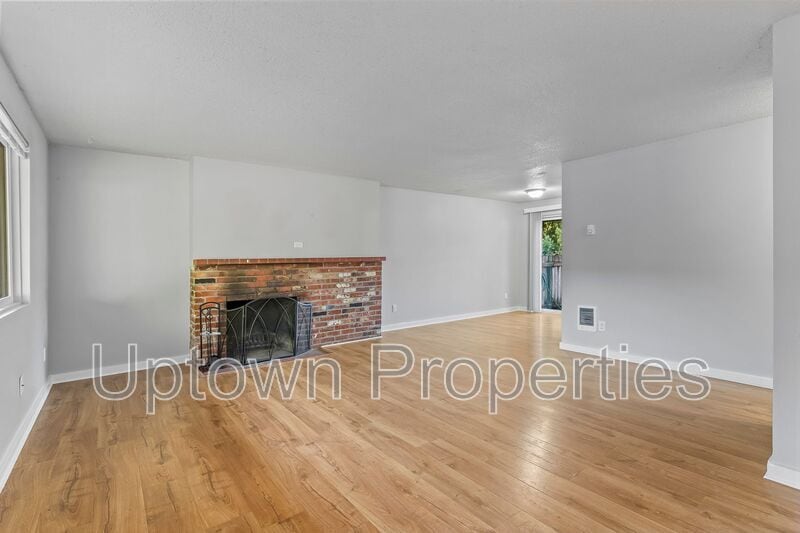 Foto principal - 4035 SE King Rd