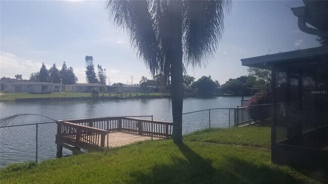 Foto del edificio - 4026 Star Island Dr