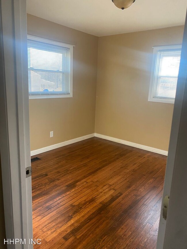 Building Photo - 3 br, 1.5 bath House - 1413 Co Rd 92