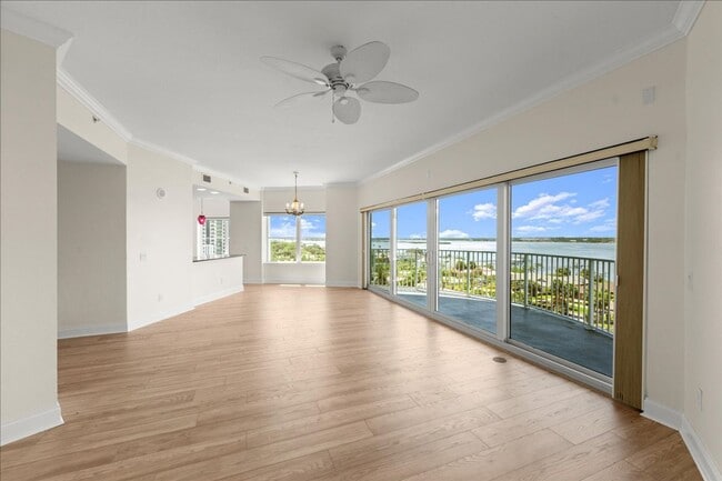 Building Photo - Wow Rare 3/3 Condo For Rent with breathtak...
