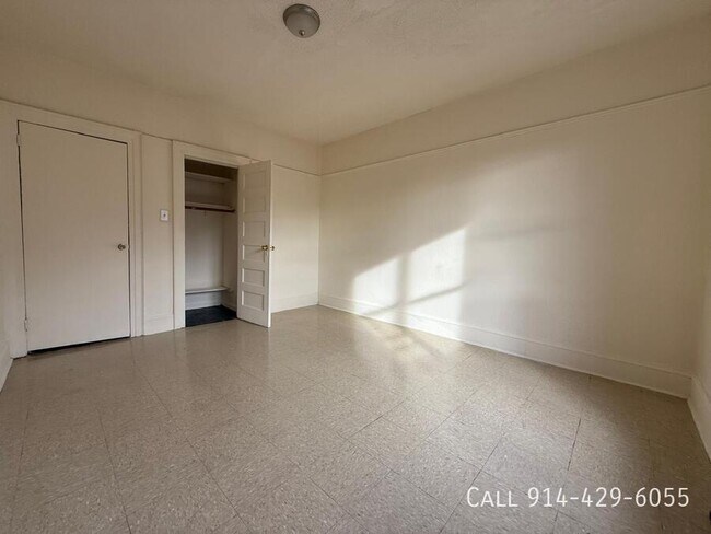 Foto del edificio - 82 Hamilton Ave