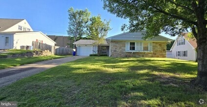 Building Photo - 12617 Heming Ln