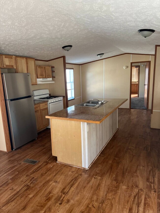 Foto del edificio - 200 E Zora St