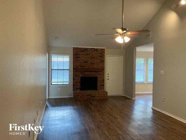 Building Photo - 9009 Wessex Ct