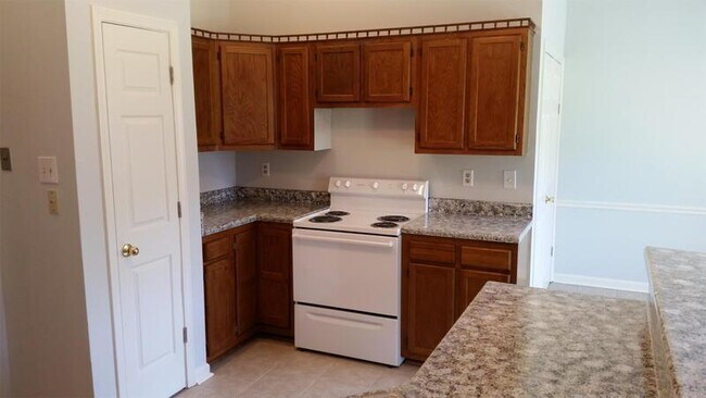 Building Photo - 2693 Green Hollow Ln