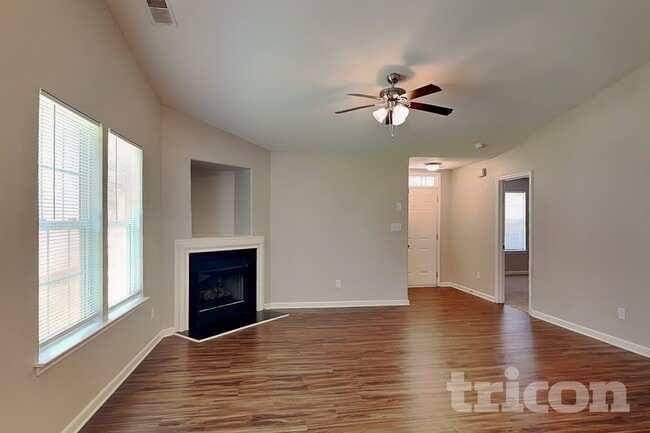 Building Photo - 2856 Oasis Ln
