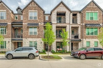Building Photo - 8295 Challenger Ln